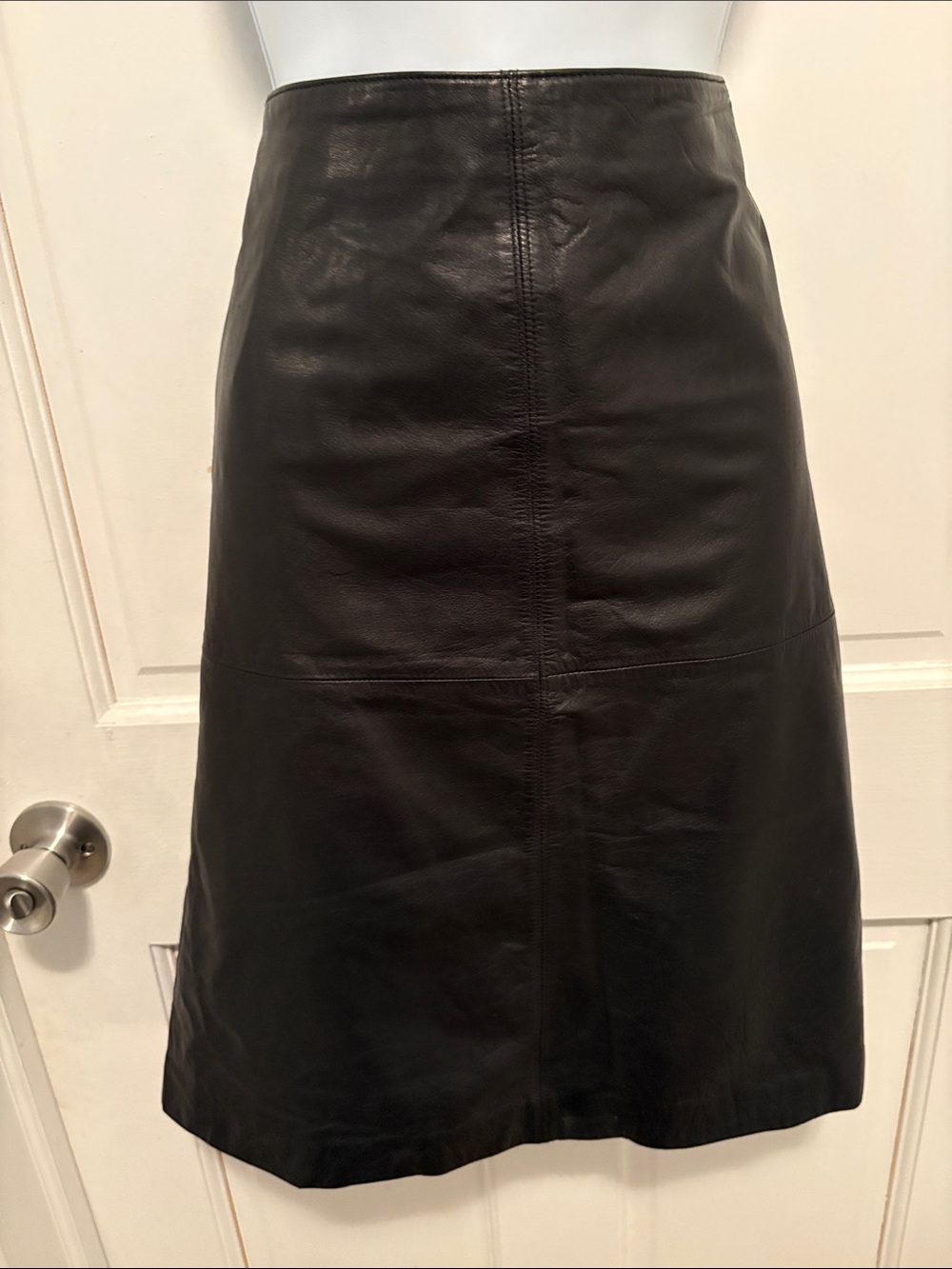 Ann Taylor Black Leather A-Line Skirt Size 8P